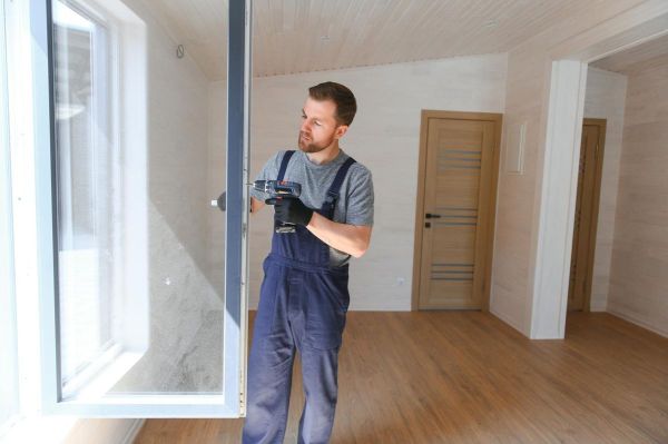 Professionnelles du vitrage et leurs rôles essentiels dans vos projets