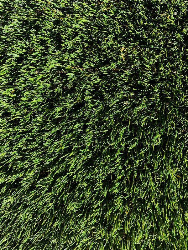 Le guide sur l'installation efficace d'un gazon synthétique