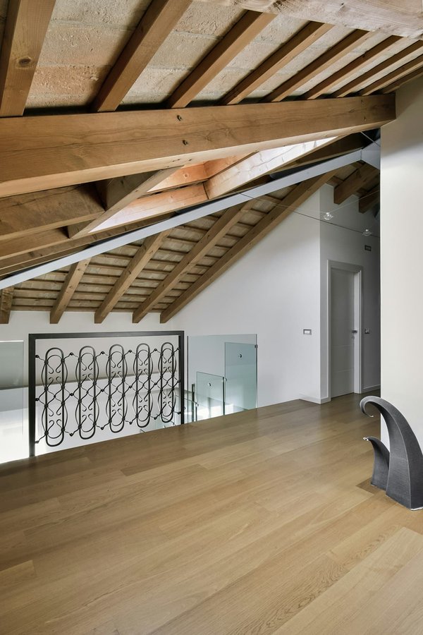 Garde-corps intérieur pour mezzanine et loft : conseils pour faire le bon choix