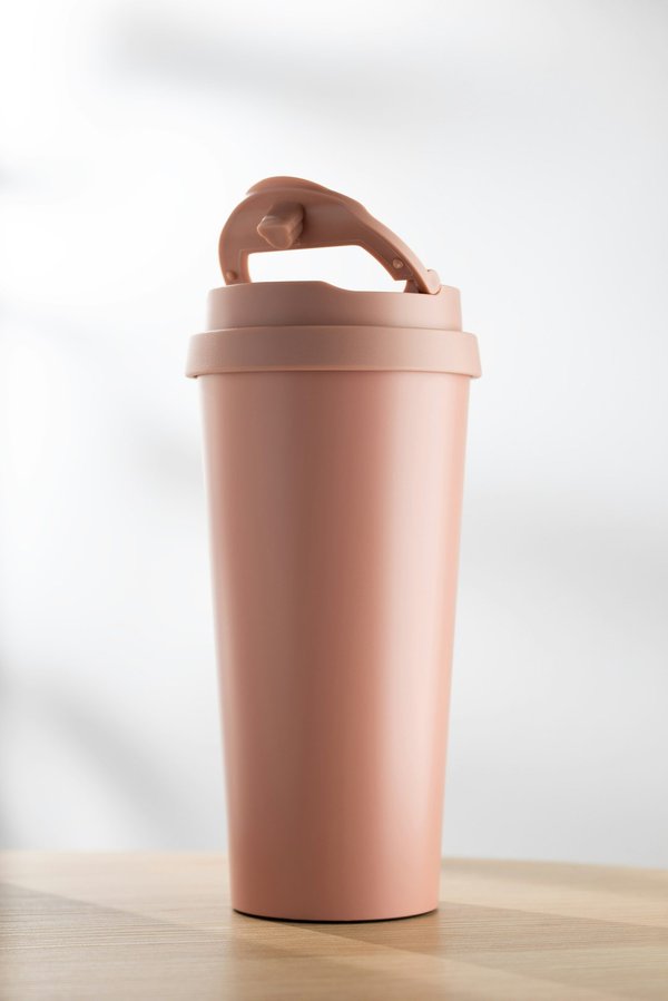 Gardez vos boissons chaudes plus longtemps avec un thermos